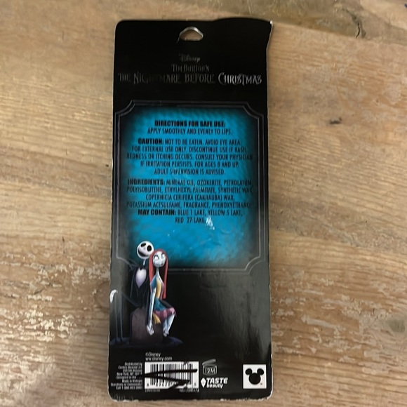 Disney Flavored Lip Balm Nightmare Before Christmas Pack of 8 NWT - Picture 4 of 8